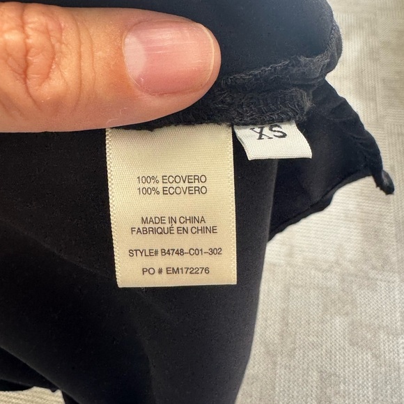 Bella Dahl Black Crewneck Pocket EcoVero Tee, size XS - Picture 6 of 8